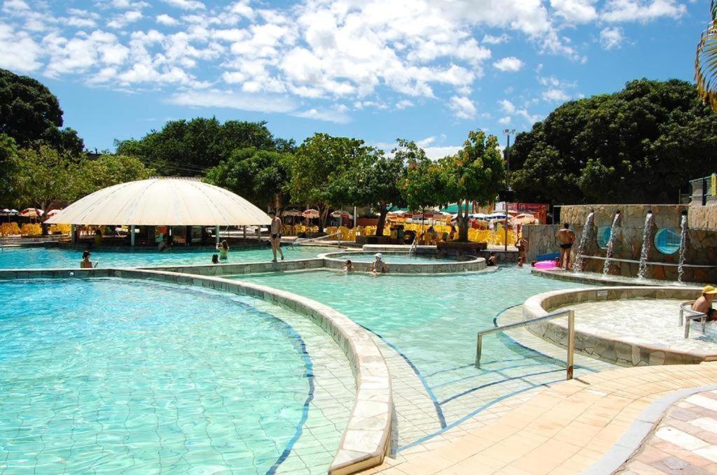 Piazza Diroma - Cortesia Park Diroma, Splash E Slide Caldas Novas Exterior photo